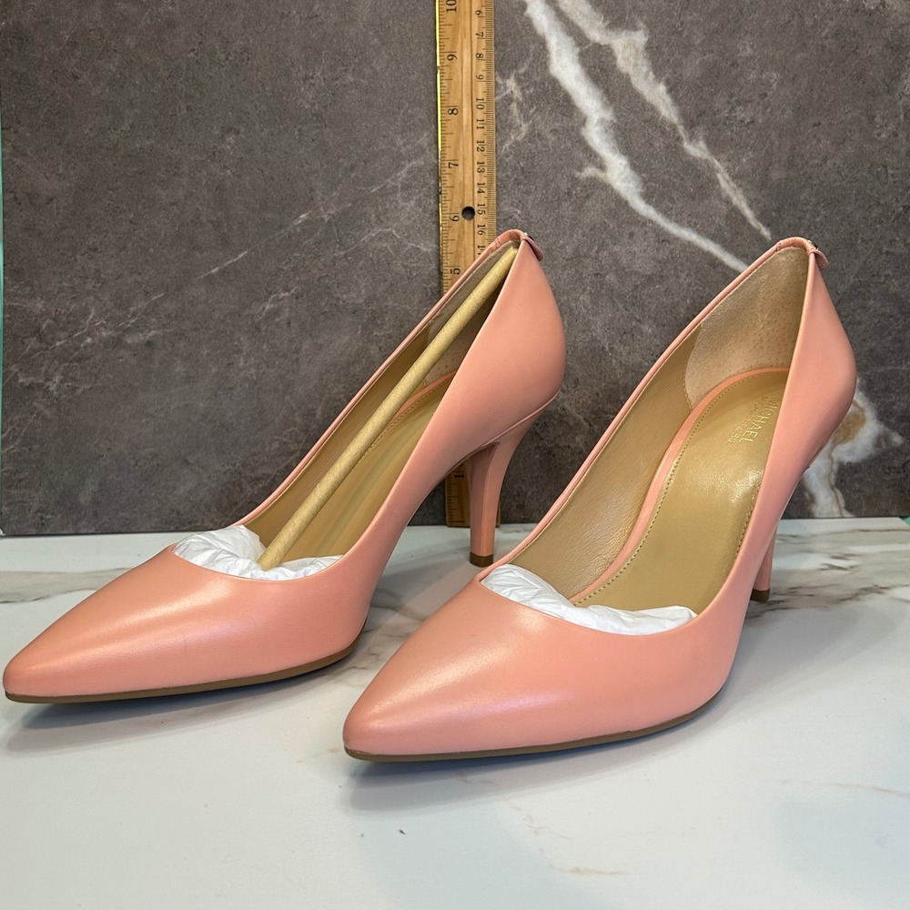 Michael Michael Kors Dorothy Flex Coral Pink Leather Pointed Toe Pumps Size 9M